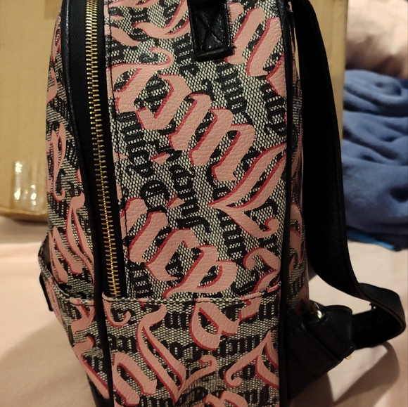Juicy Couture Backpack & Wristlet Set - Picture 10 of 16